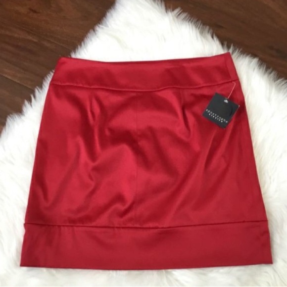 Apostrophe Stretch Cyprus Group Rocket Red Size Silky Skirt 2 NWOT - Picture 8 of 11